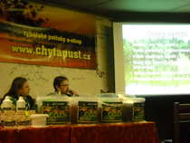 foto/diskuze/kaprarina/2012/th-img47205.jpg
