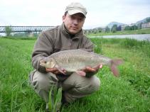 foto/diskuze/z_lovu/2010/th-img34493.jpg