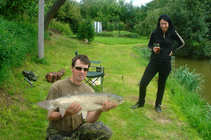 foto/diskuze/z_lovu/2011/th-img44124.jpg