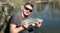 foto/diskuze/z_lovu/2012/th-img48027.jpg