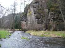 foto/diskuze/z_lovu/2012/th-img48473.jpg