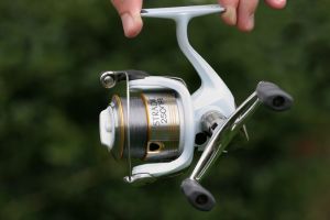 Shimano Stradic 2500 FB - Evropa