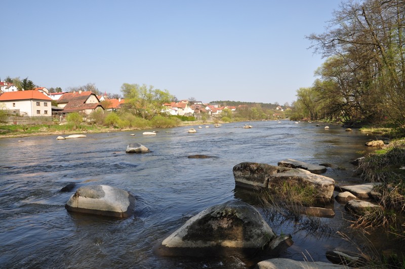 Sázava 2 - balvanitý a proudný úsek mezi dvěma jezy, Autor fota: ČRS