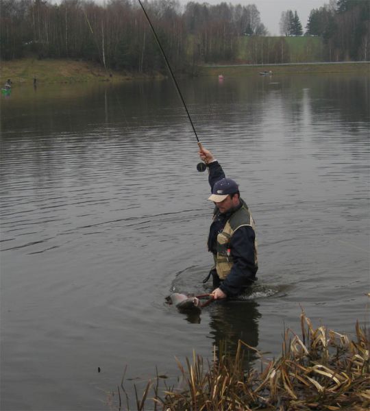 zahájení 2010 na Květoňově - napínavý souboj 2, Autor fota: ČRS