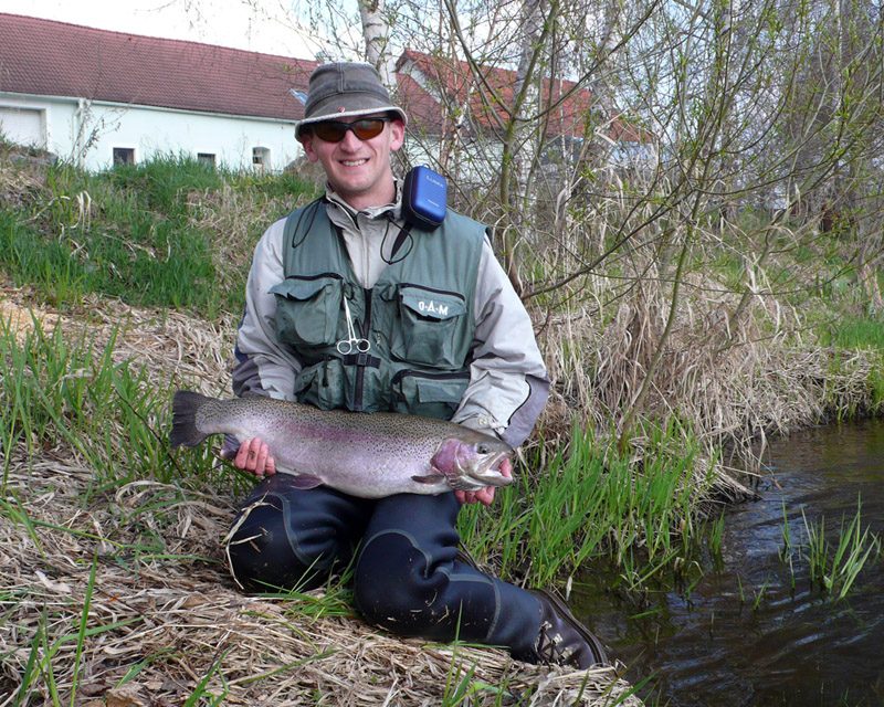 Vltava 24, 17.4., duhák 68 cm, lovec O.Pustějovský, Autor fota: ČRS