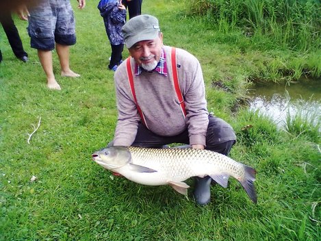 Amur bílý, 98 cm, 12 kg